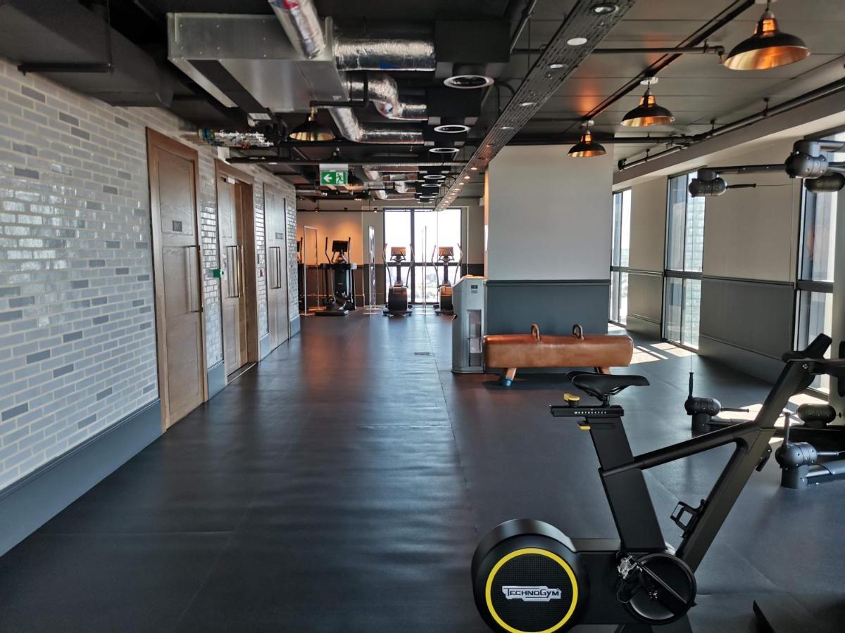 Charles Hope Canary Wharf South Quay London Exterior photo